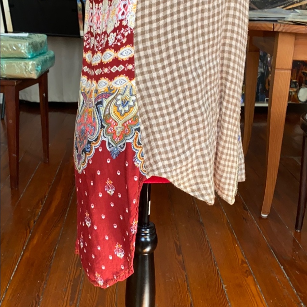 Low/High Button Up - image 8